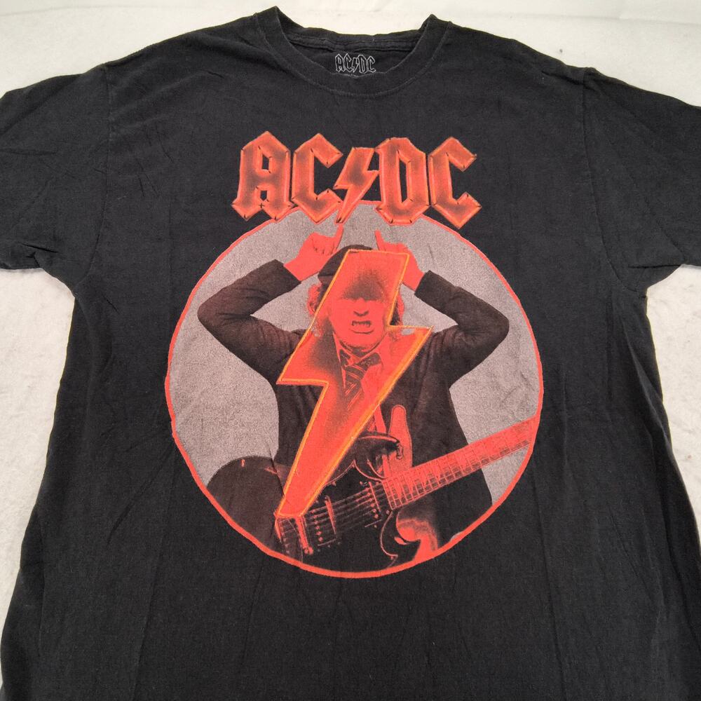 ACDC Band Crew Neck Short Sleeve Graphic T Shirt Mens Size Medium M Black